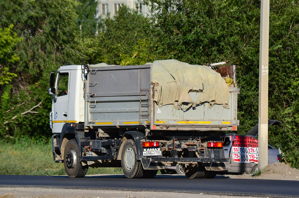 Волгоградская область, № А 098 НТ 134 — МАЗ-5550B5