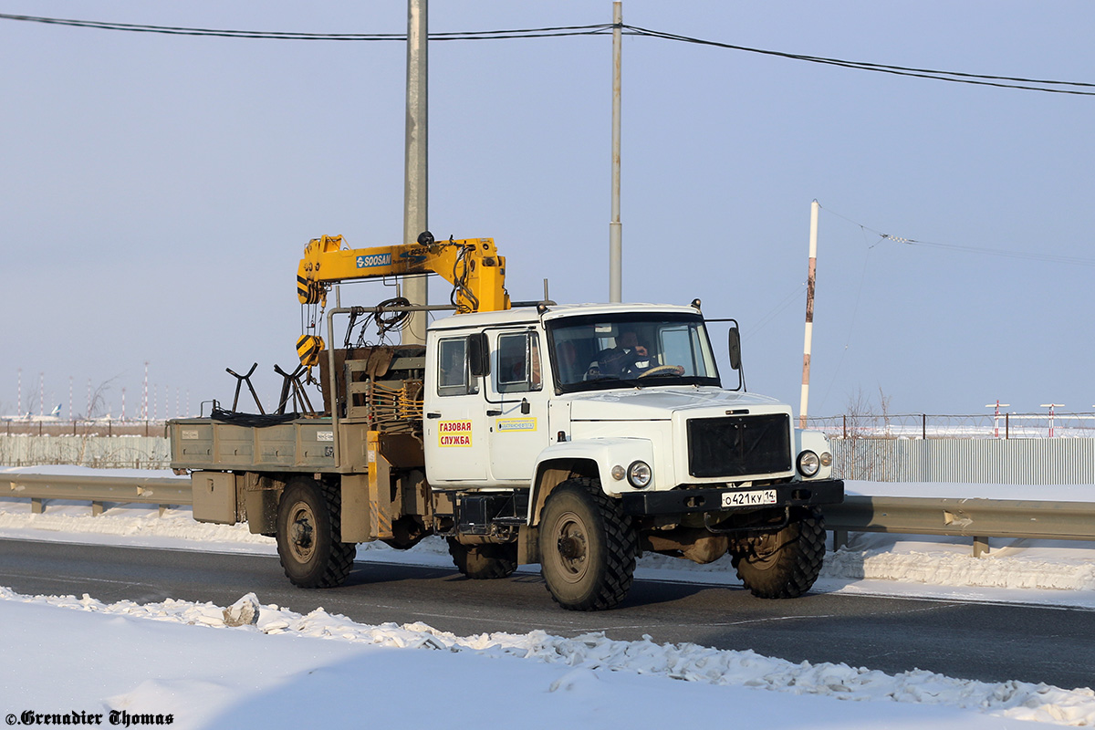 Саха (Якутия), № О 421 КУ 14 — ГАЗ-33081 «Садко»