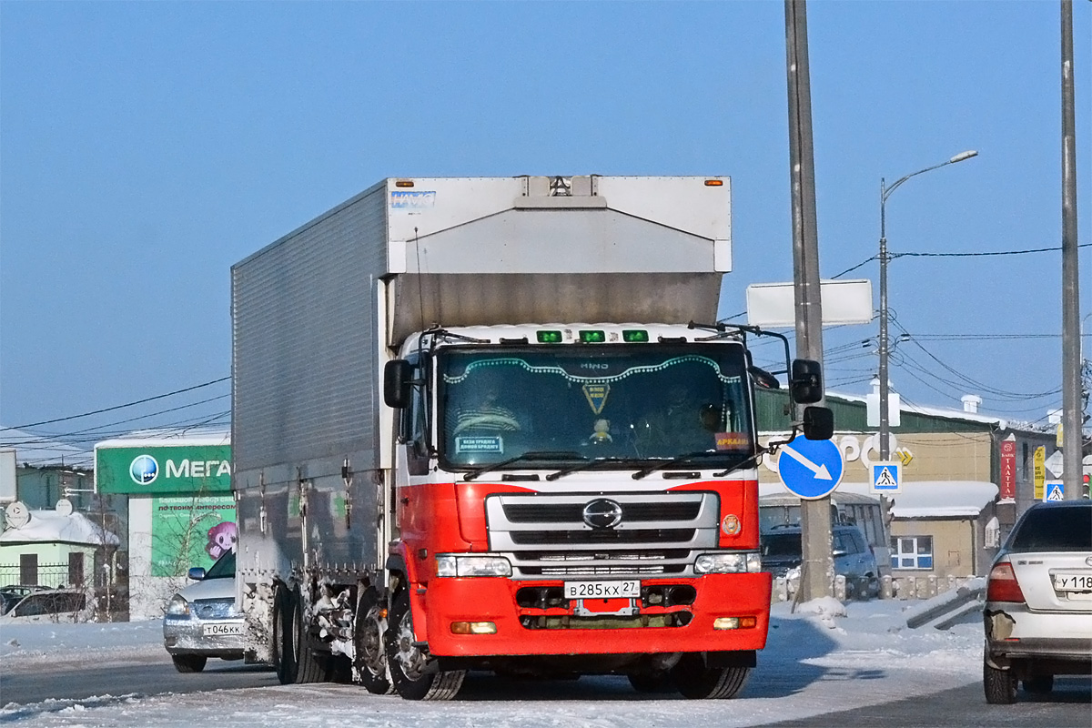 Хабаровский край, № В 285 КХ 27 — Hino (общая модель)