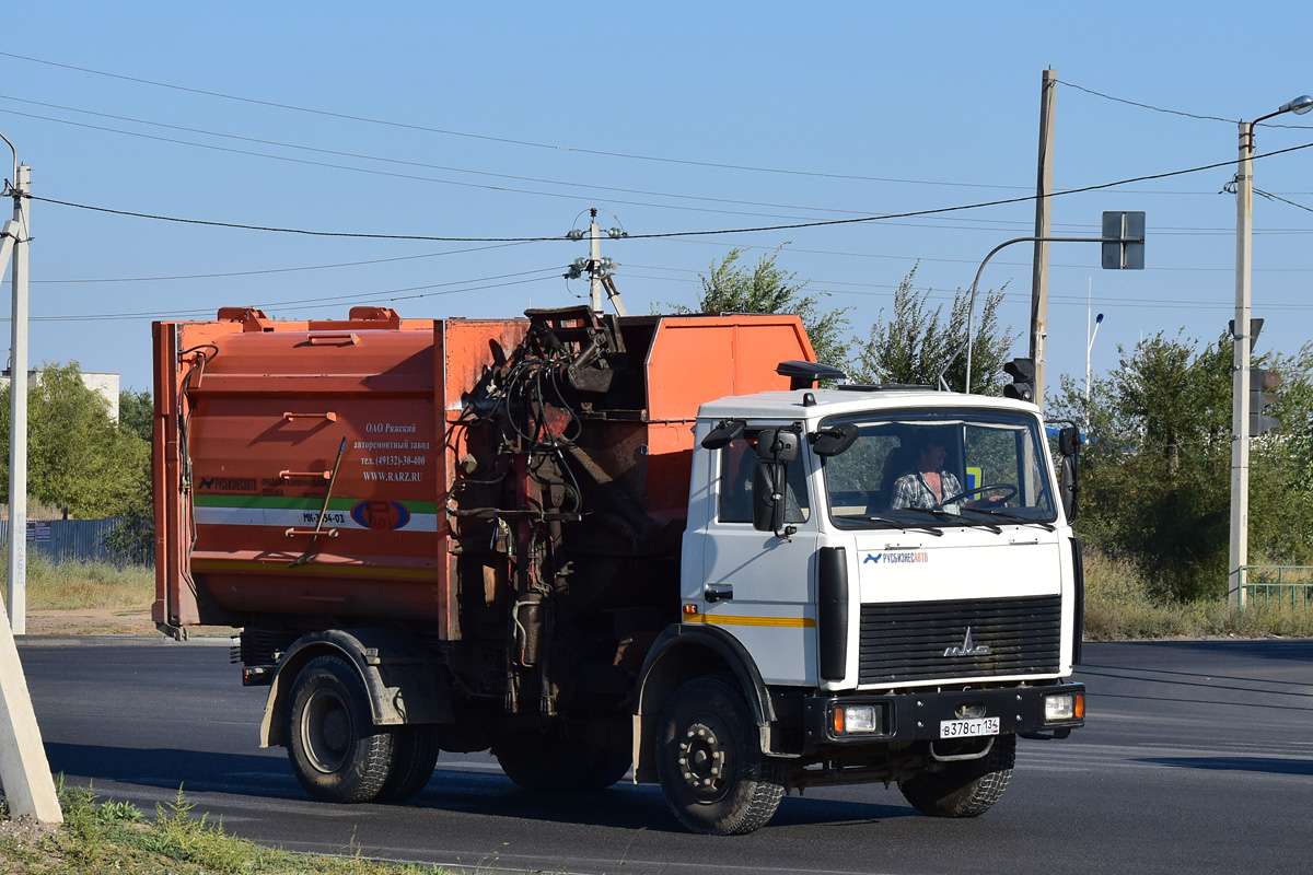 Волгоградская область, № В 378 СТ 134 — МАЗ-5337X2