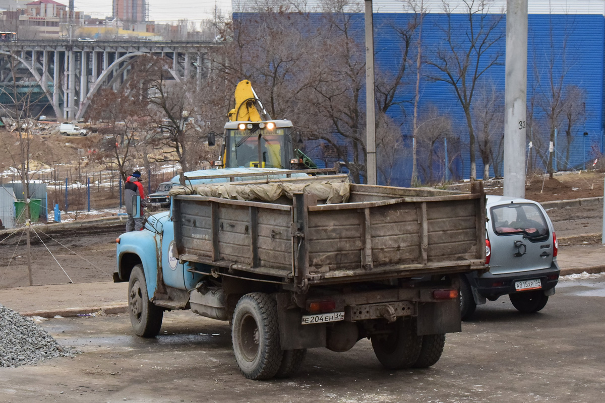 Волгоградская область, № Е 204 ЕН 34 — ЗИЛ-495710