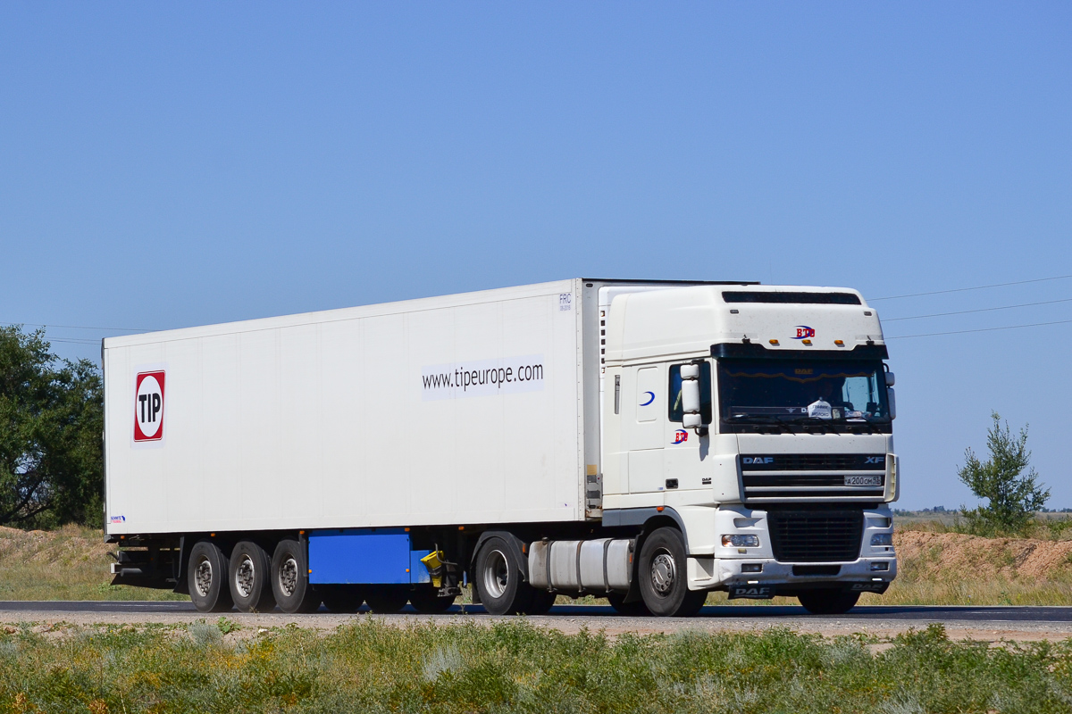 Краснодарский край, № А 200 ОМ 93 — DAF XF95 FT