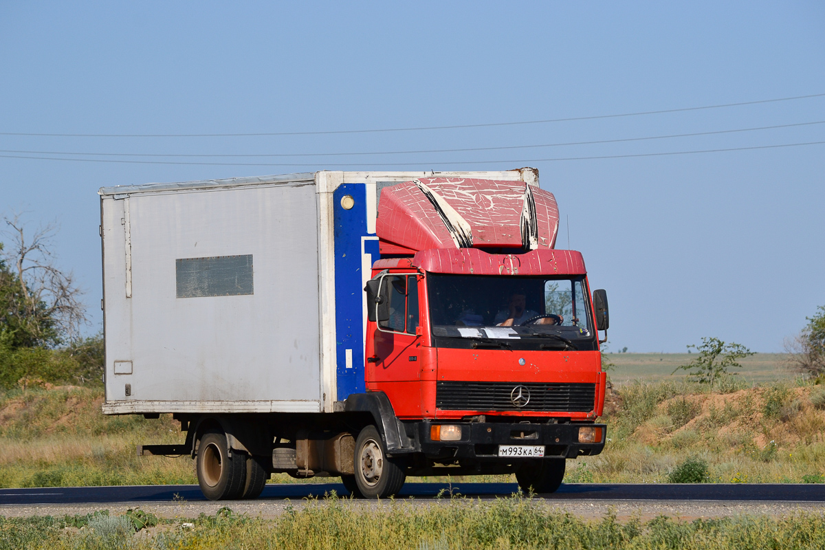 Саратовская область, № М 993 КА 64 — Mercedes-Benz LK (общ. мод.)