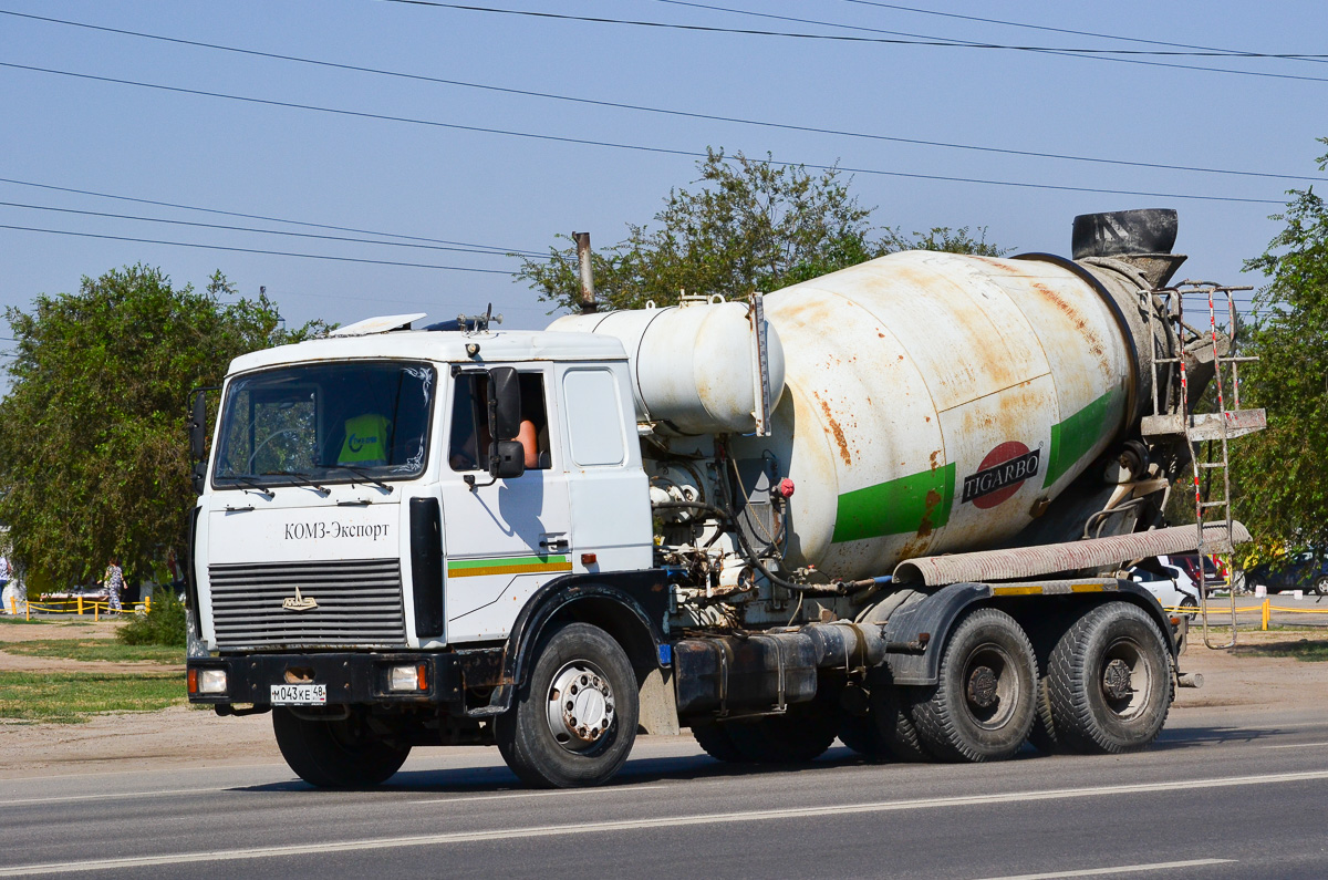 Волгоградская область, № М 043 КЕ 48 — МАЗ-630305