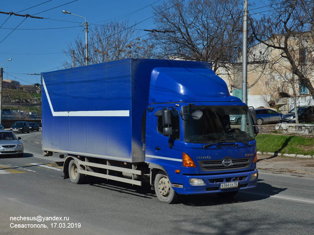 Севастополь, № А 566 ЕК 92 — Hino 500