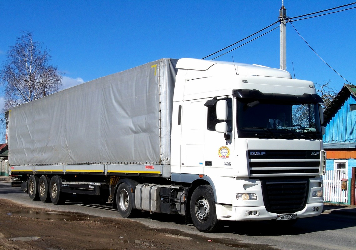 Минск, № 1711 — DAF XF105 FT