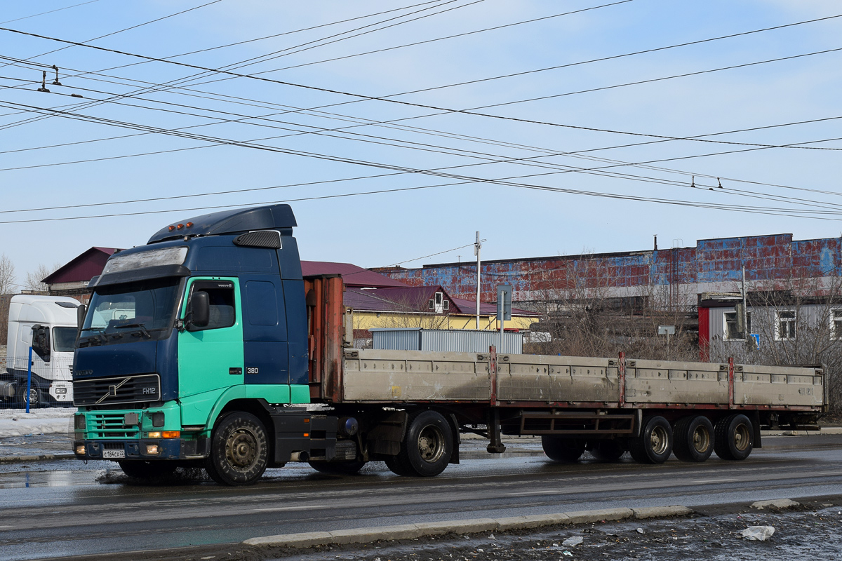 Алтайский край, № С 184 СА 22 — Volvo ('1993) FH12.380