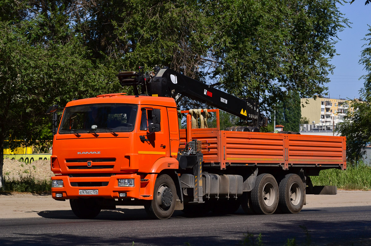 Волгоградская область, № Е 976 ЕС 134 — КамАЗ-65115-42