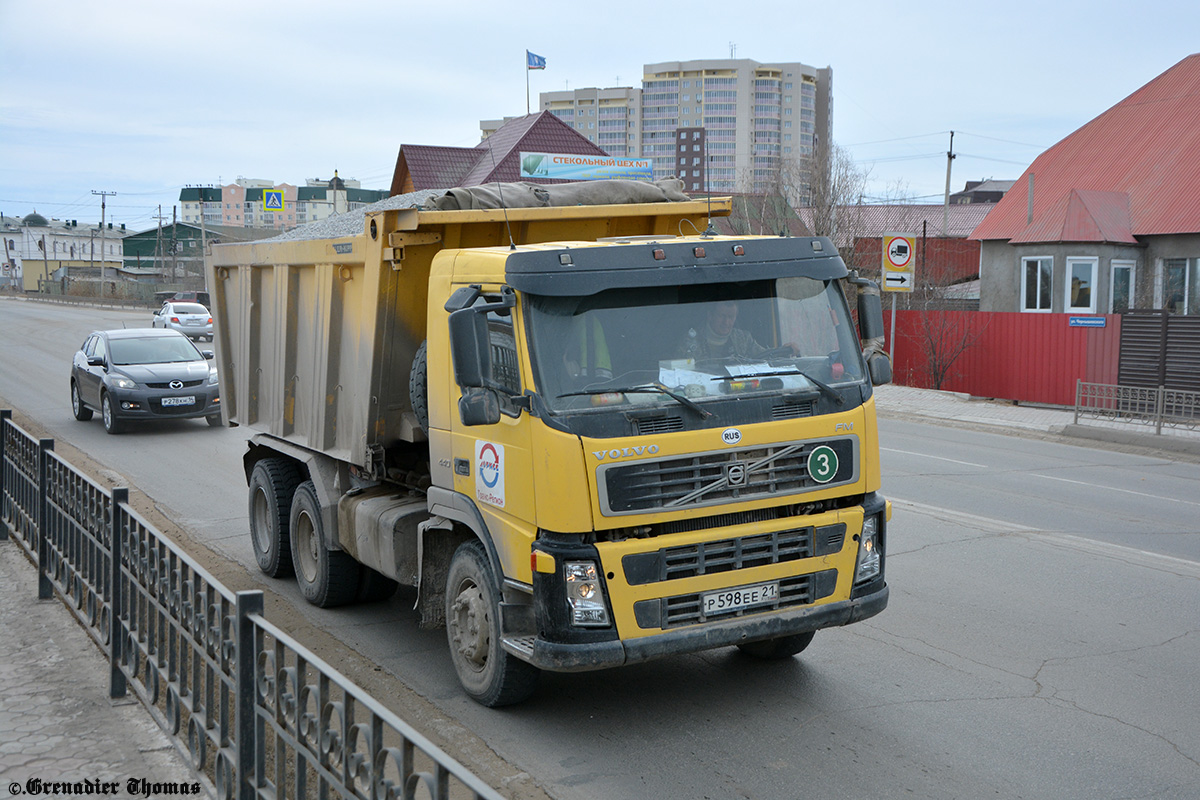 Чувашия, № Р 598 ЕЕ 21 — Volvo ('2002) FM12.440