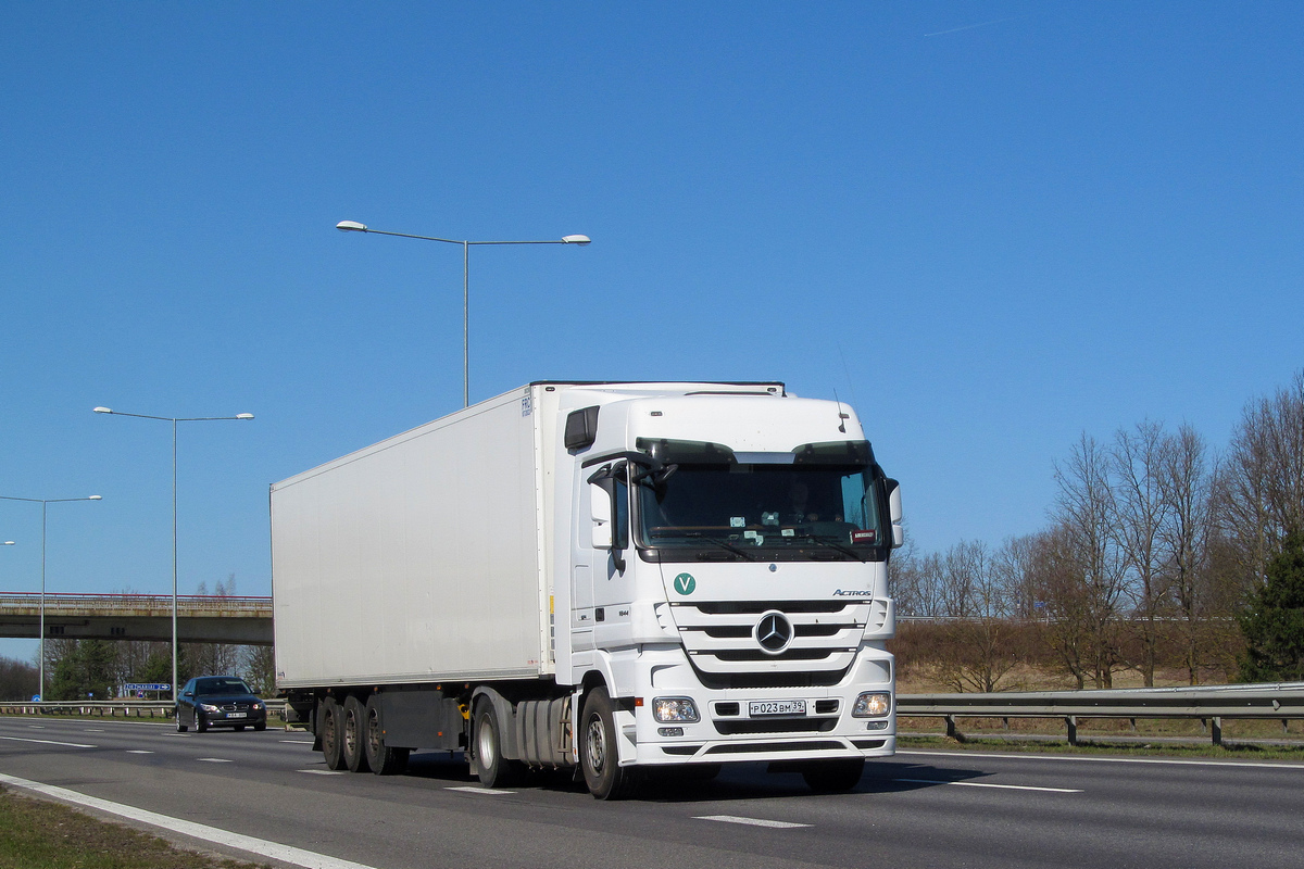 Калининградская область, № Р 023 ВМ 39 — Mercedes-Benz Actros ('2009) 1844