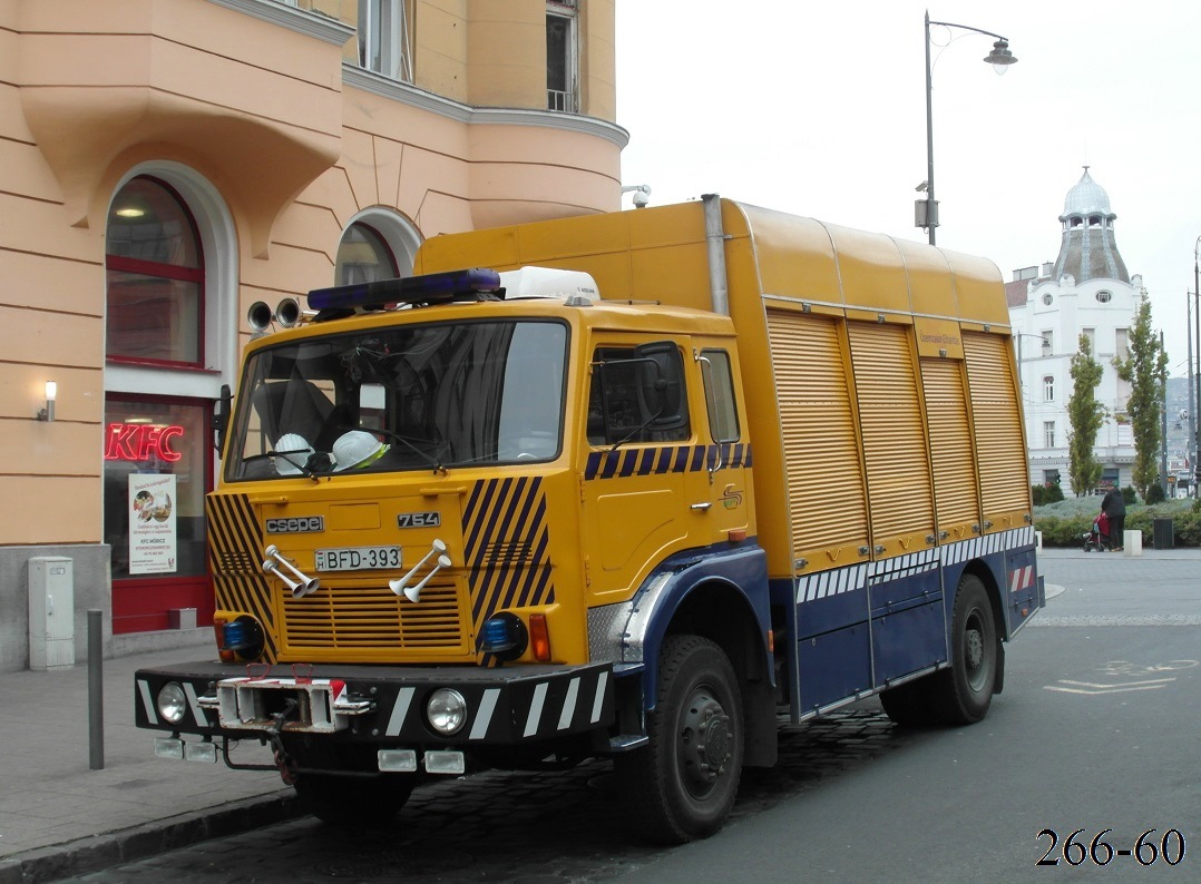 Венгрия, № BFD-393 — Csepel D-754