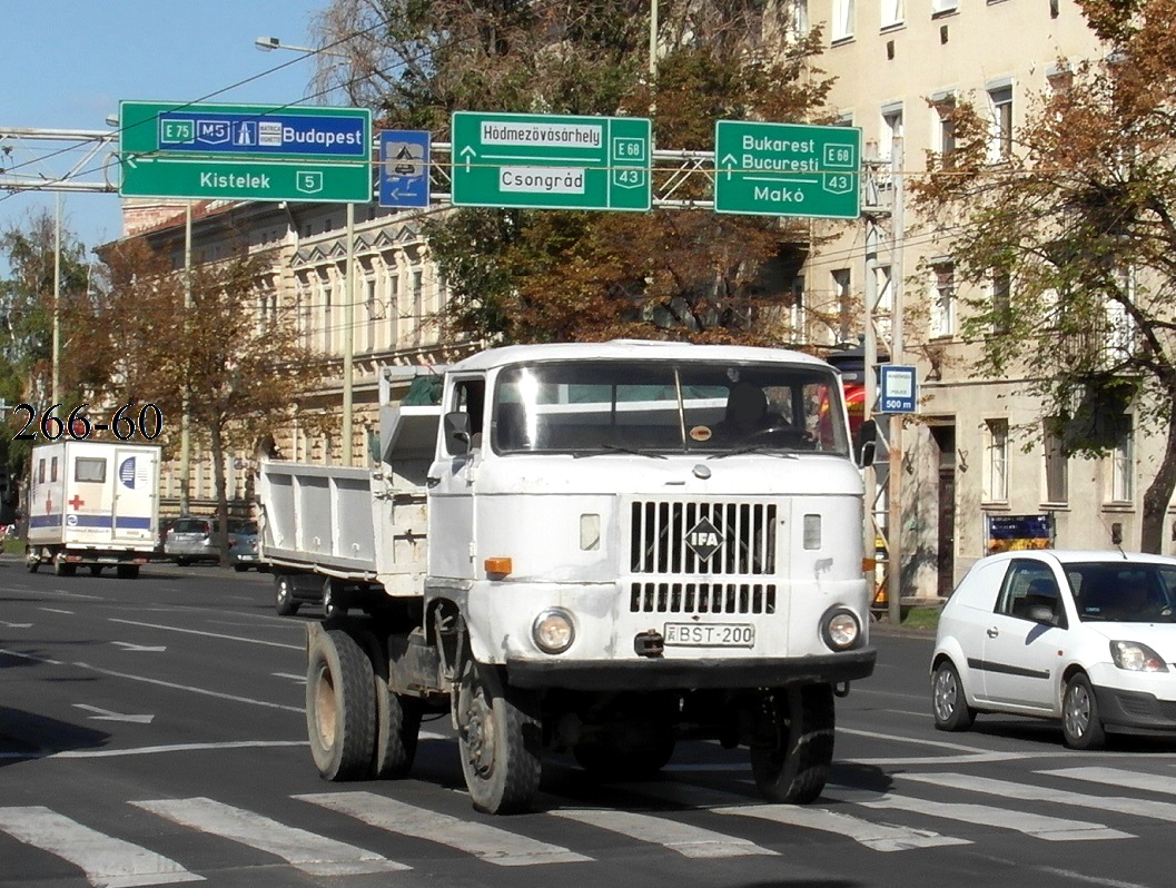 Венгрия, № BST-200 — IFA W50LA/K, LA/Z