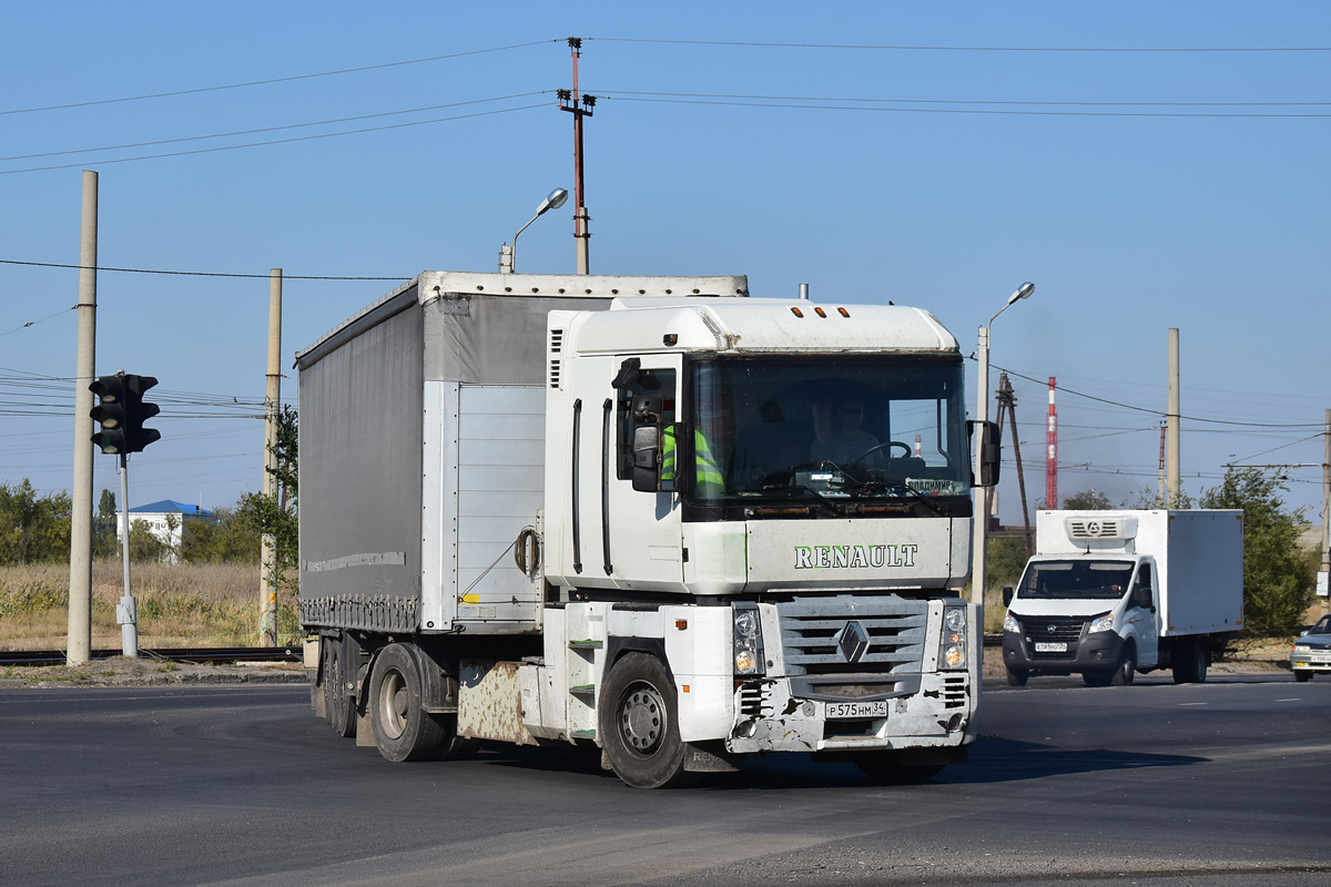 Волгоградская область, № Р 575 НМ 34 — Renault Magnum AE ('1990)