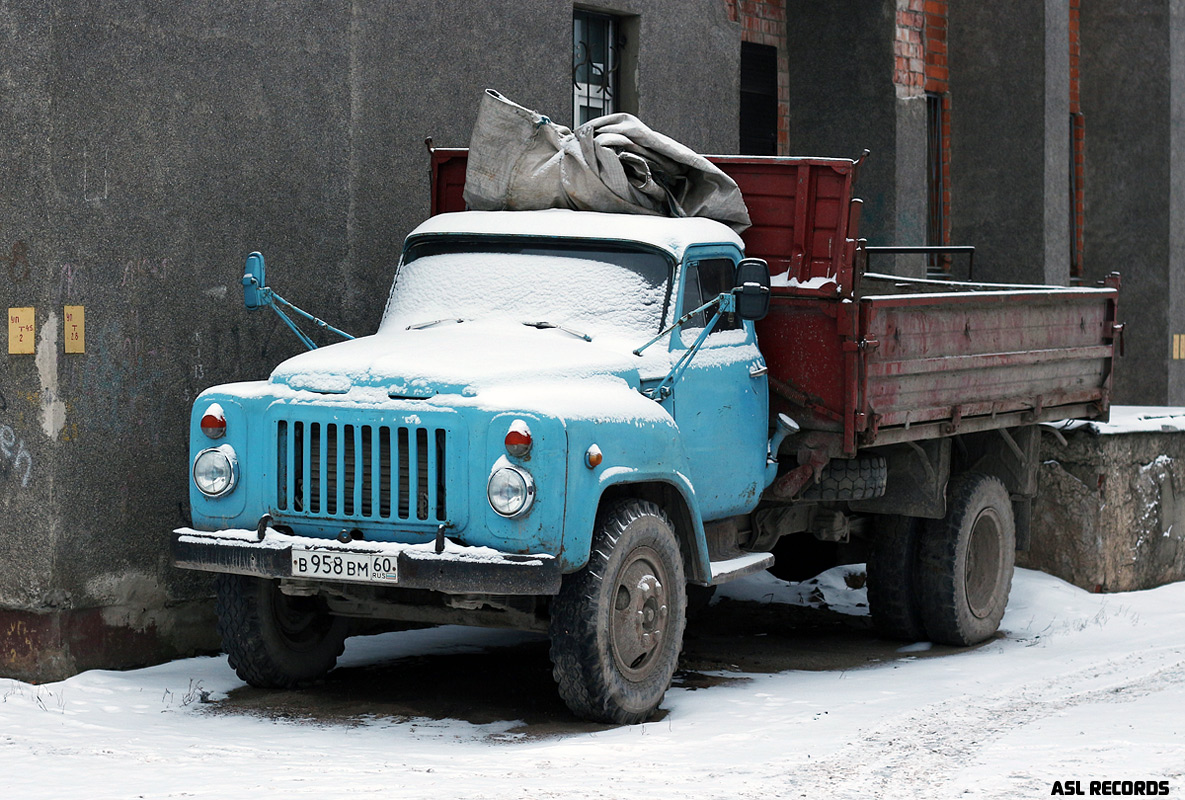 Псковская область, № В 958 ВМ 60 — ГАЗ-53-14, ГАЗ-53-14-01