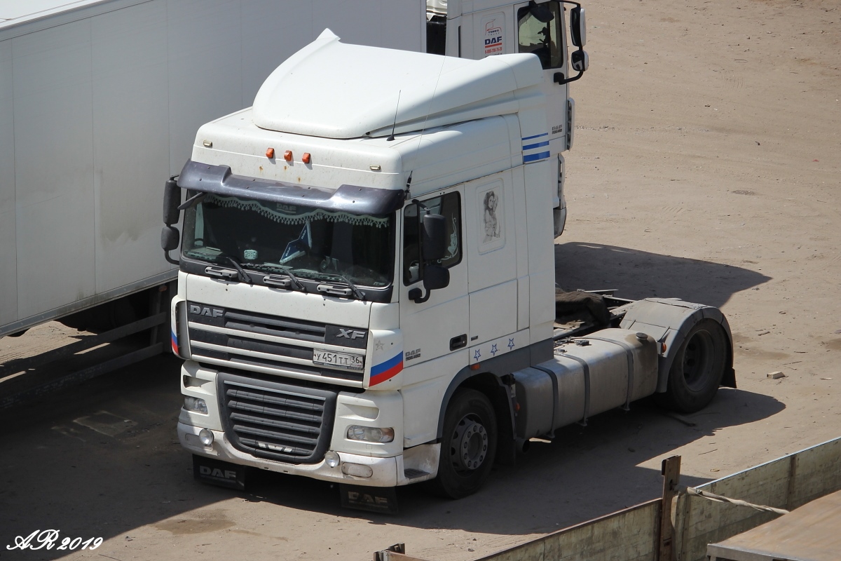 Воронежская область, № У 451 ТТ 36 — DAF XF105 FT