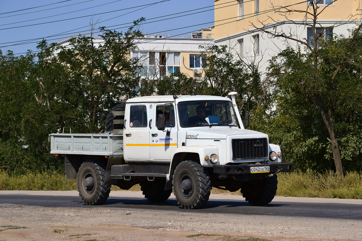 Волгоградская область, № С 042 ОХ 163 — ГАЗ-33081 «Садко»