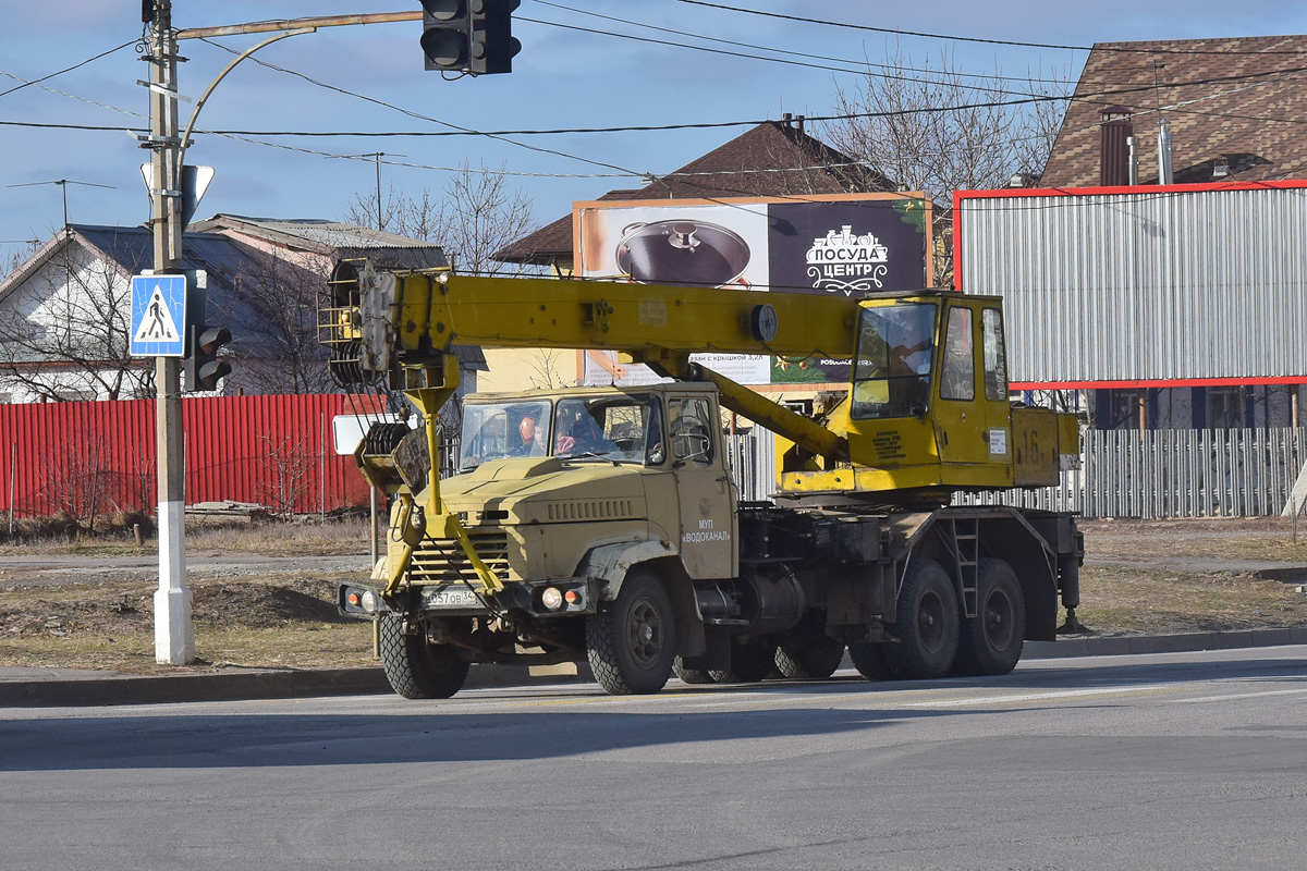 Волгоградская область, № В 057 ОВ 34 — КрАЗ-65101