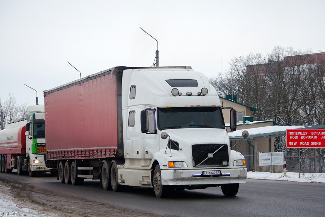 Луганская область, № ВВ 6126 ЕА — Volvo VNL770