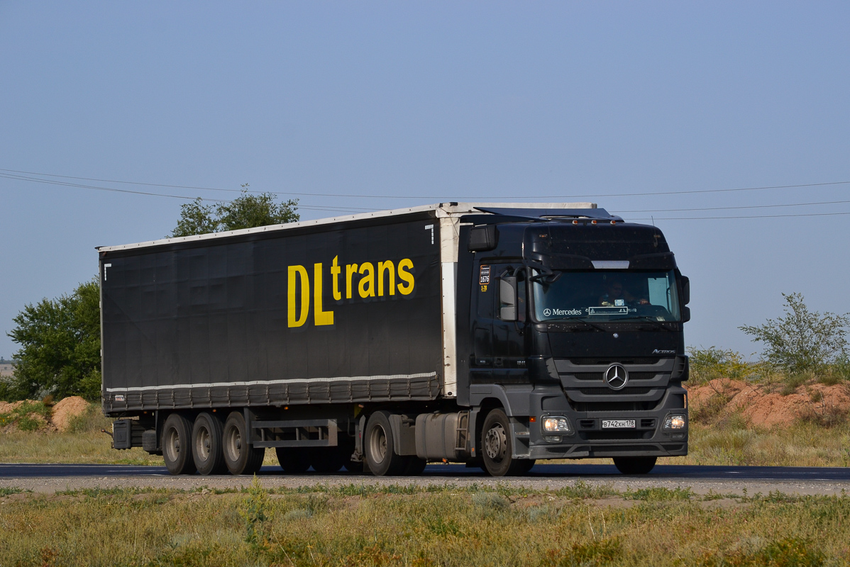 Санкт-Петербург, № 1676 — Mercedes-Benz Actros ('2009) 1841