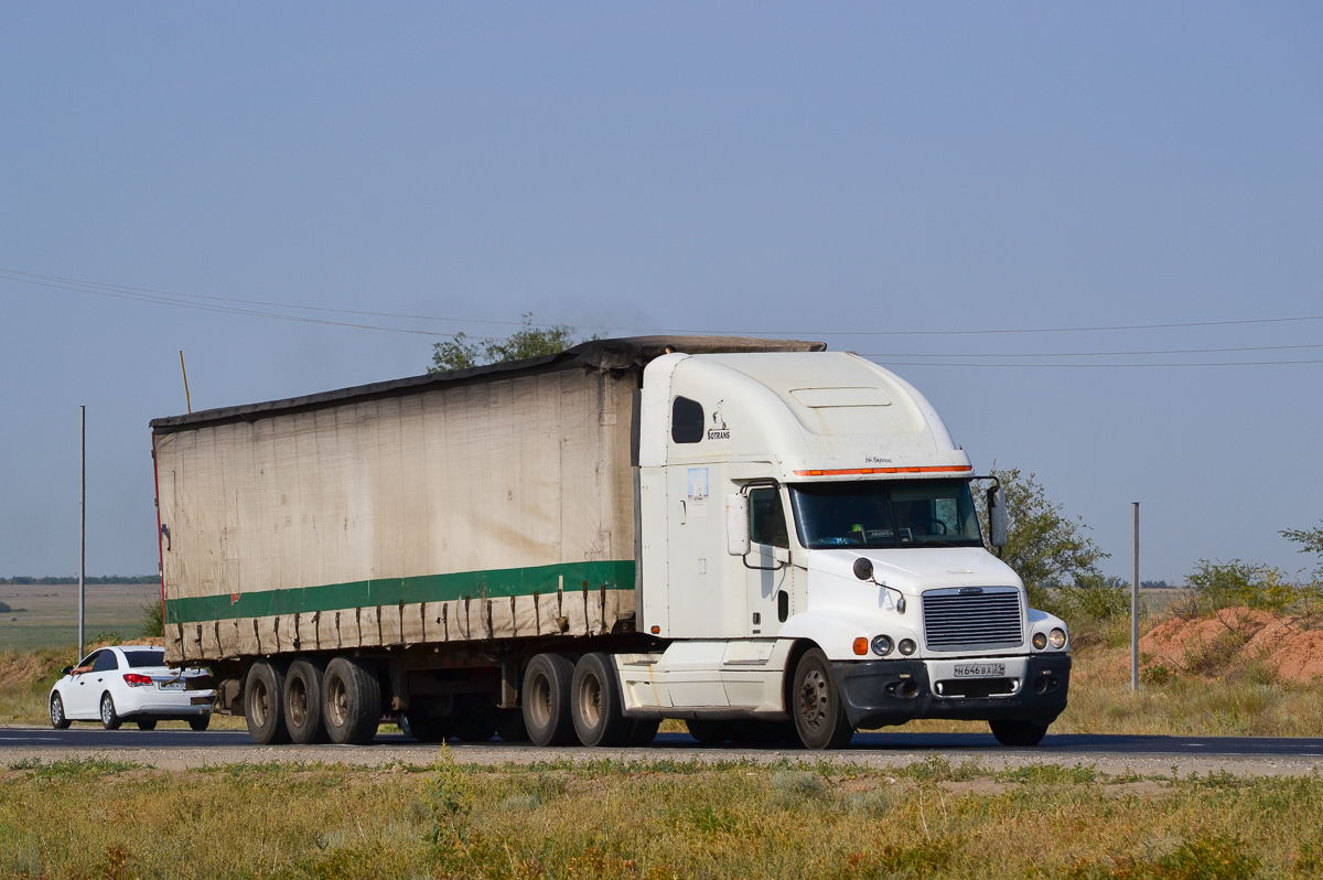 Белгородская область, № Н 646 ВА 31 — Freightliner Century Class