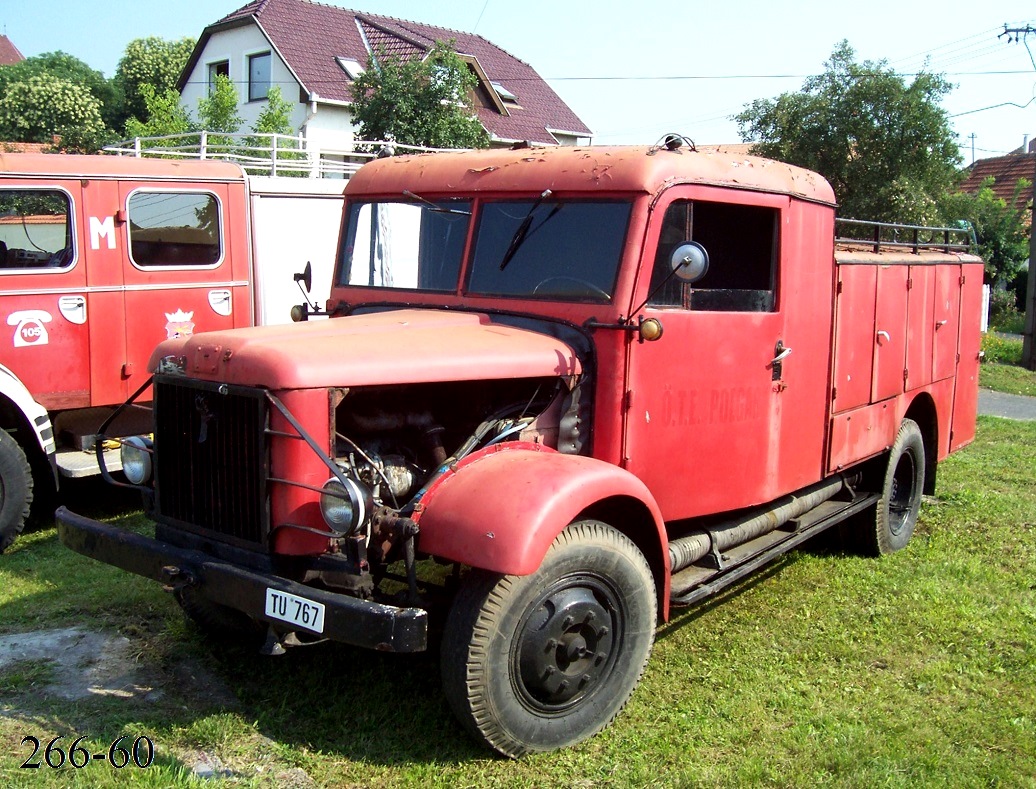 Венгрия, № TU 767 — Csepel B-350, D-350; Венгрия — I. Nemzetközi Ikarus, Csepel és Veteránjármű Találkozó, Polgár (2008)