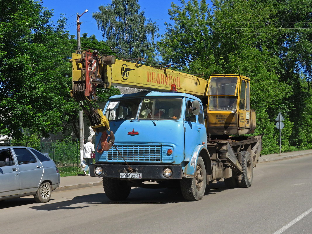 Кировская область, № Р 001 ВХ 43 — МАЗ-5334