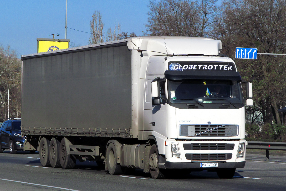 Хмельницкая область, № ВХ 0307 СЕ — Volvo ('2002) FH12.440