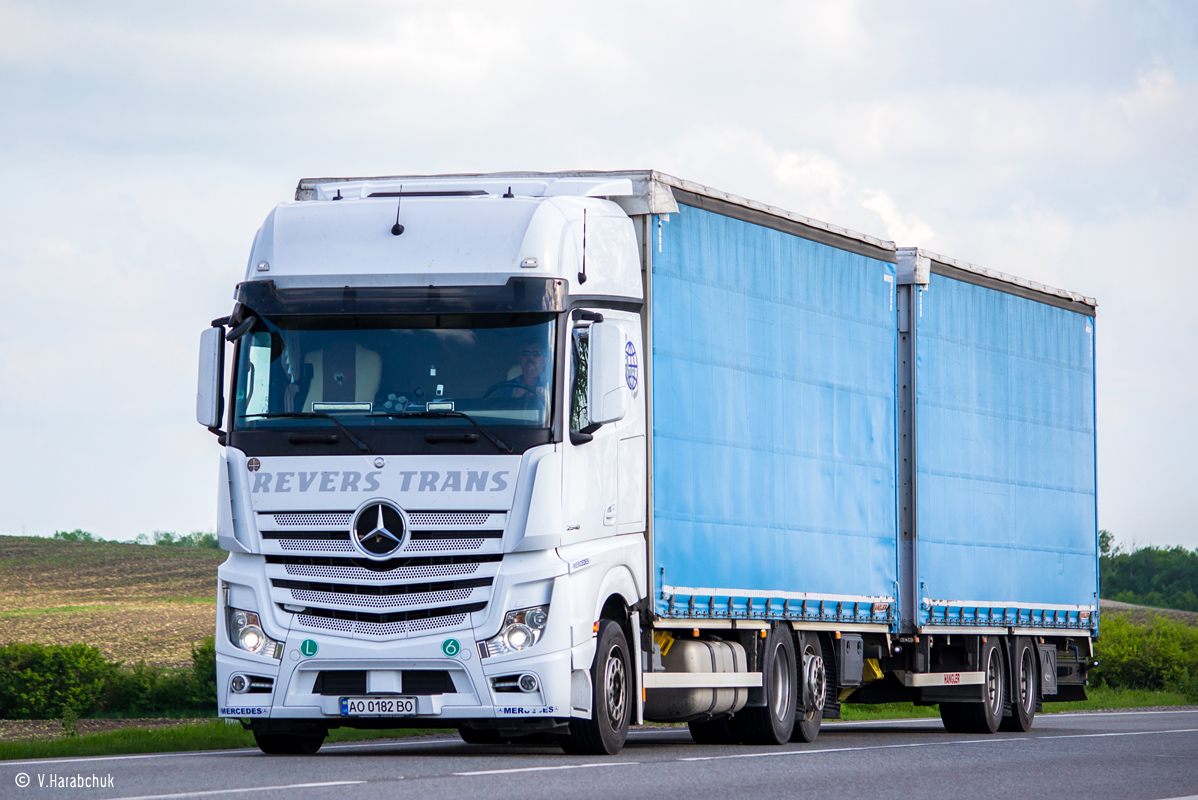 Закарпатская область, № АО 0182 ВО — Mercedes-Benz Actros ('2011)