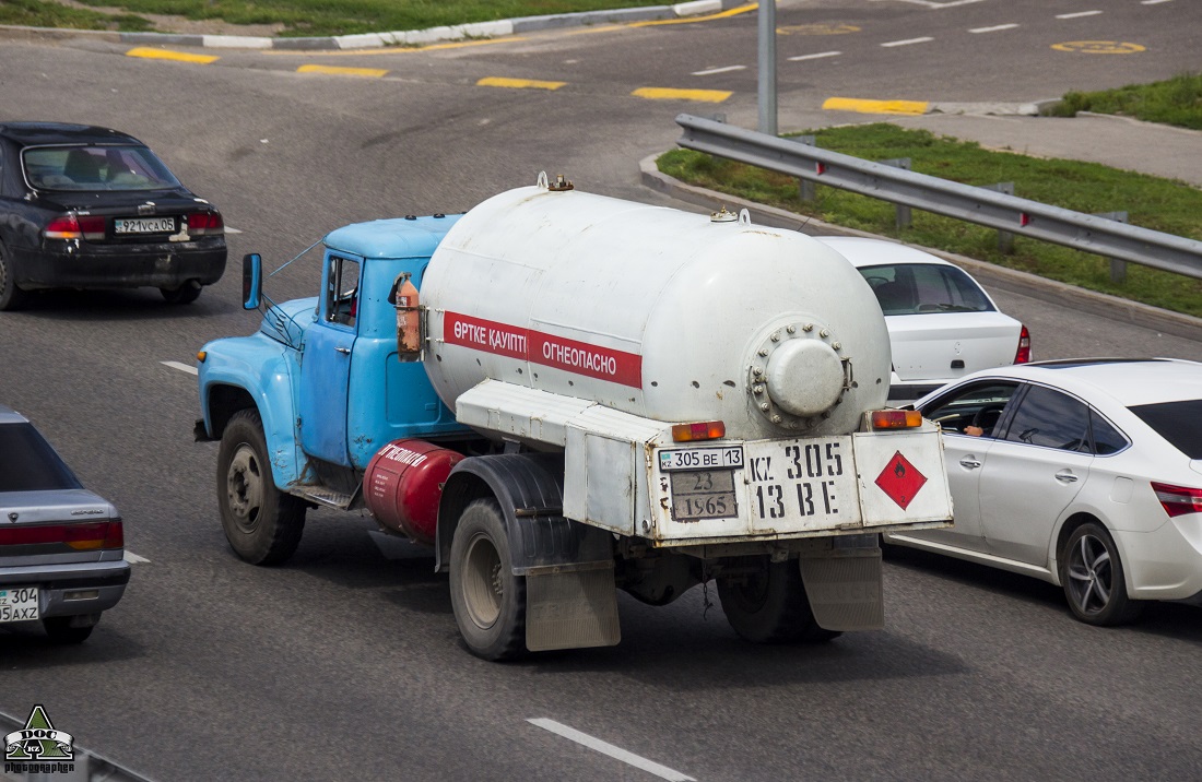 Туркестанская область, № 305 BE 13 — ЗИЛ-431610