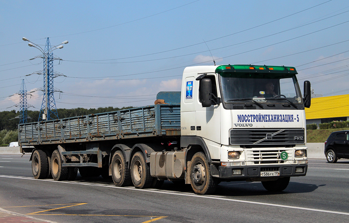 Москва, № Т 586 УХ 199 — Volvo ('1993) FH12.420