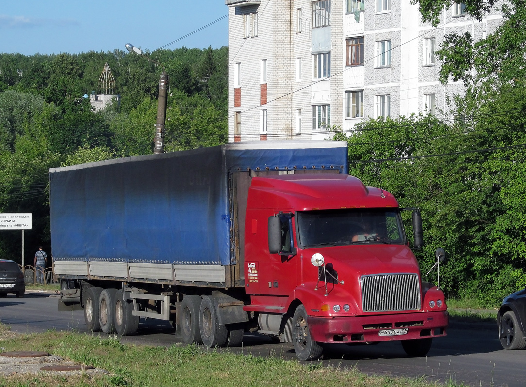 Тульская область, № М 617 ЕА 71 — Volvo VNL610