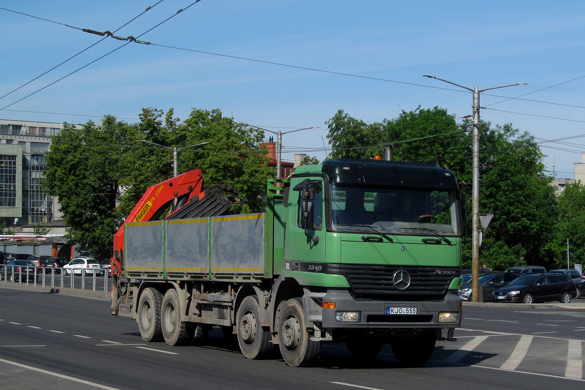 Литва, № KJO 555 — Mercedes-Benz Actros ('1997) 3240