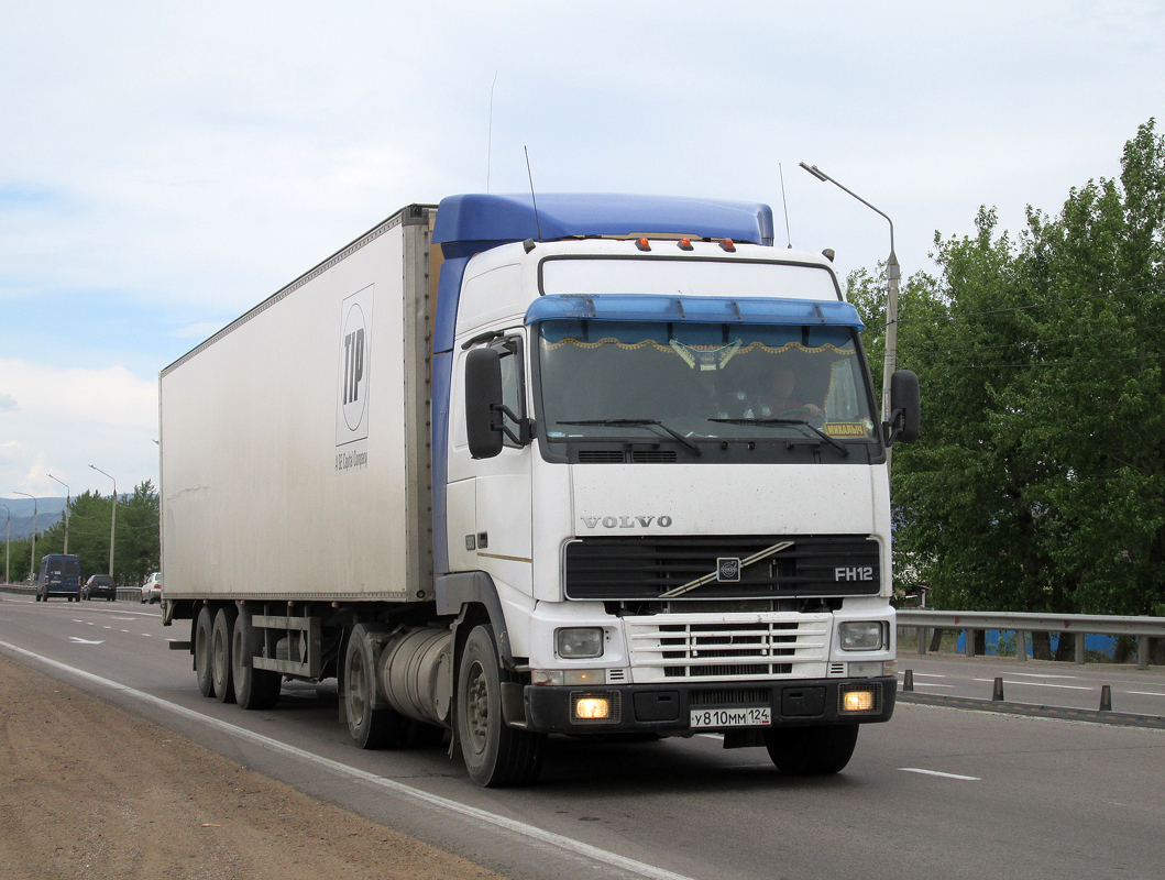 Красноярский край, № У 810 ММ 124 — Volvo ('1993) FH-Series