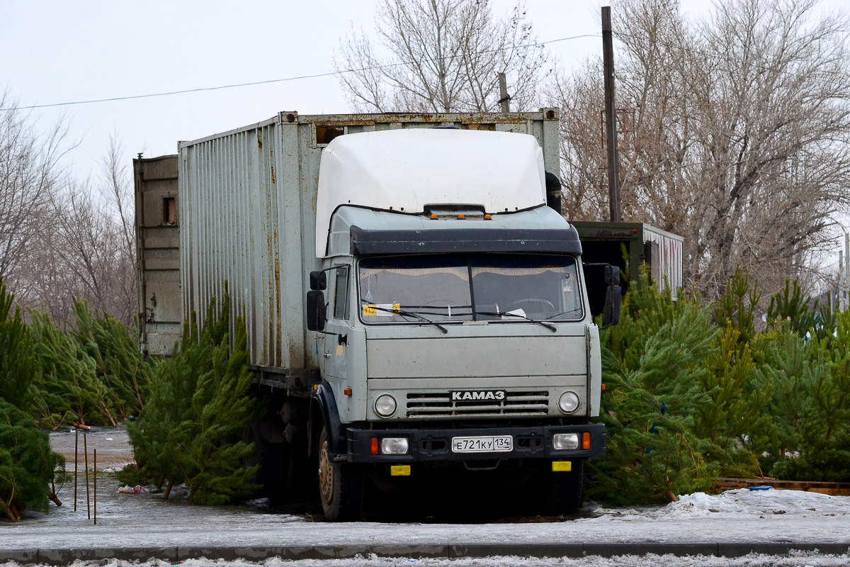 Волгоградская область, № Е 721 КУ 134 — КамАЗ-53208