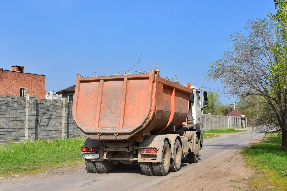 Волгоградская область, № А 220 УУ 134 — МАЗ-6501W6