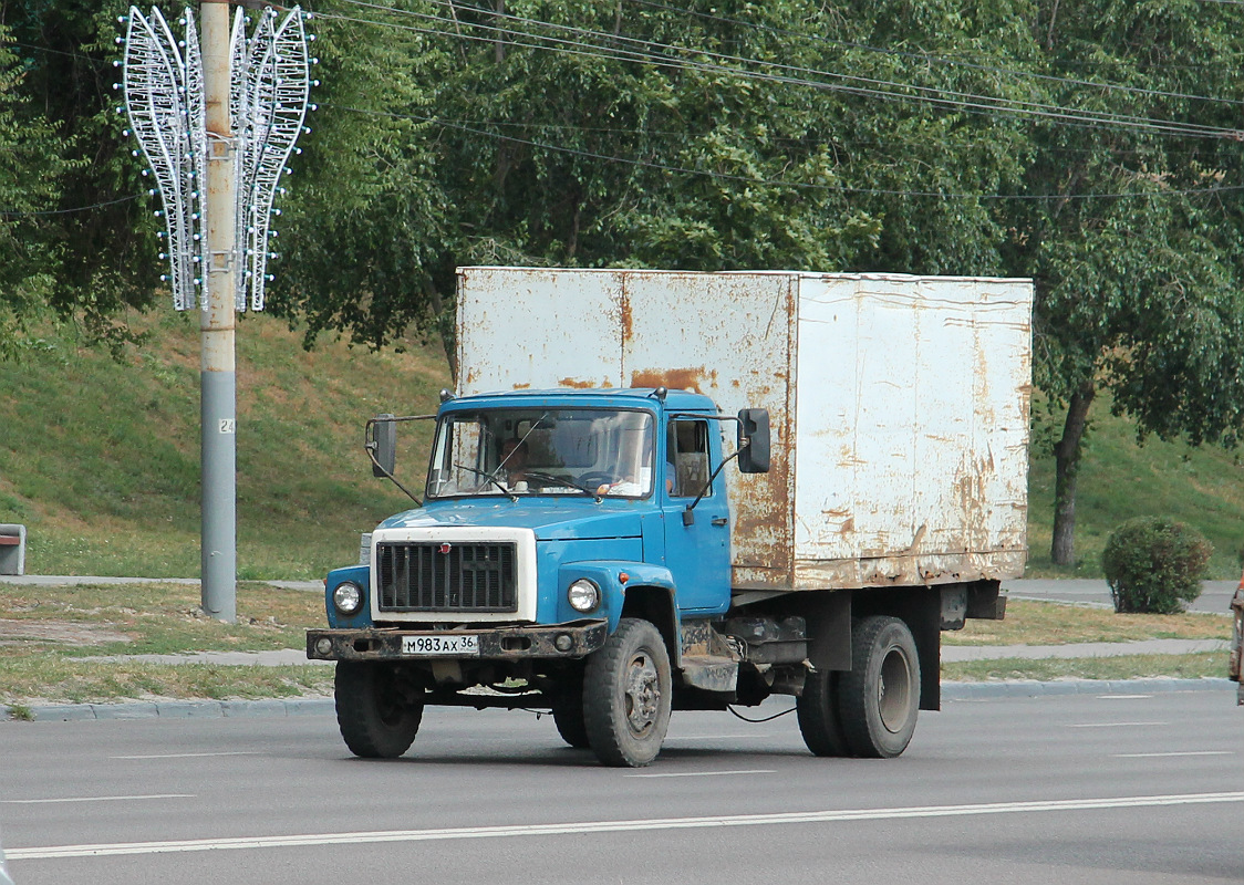 Воронежская область, № М 983 АХ 36 — ГАЗ-4301