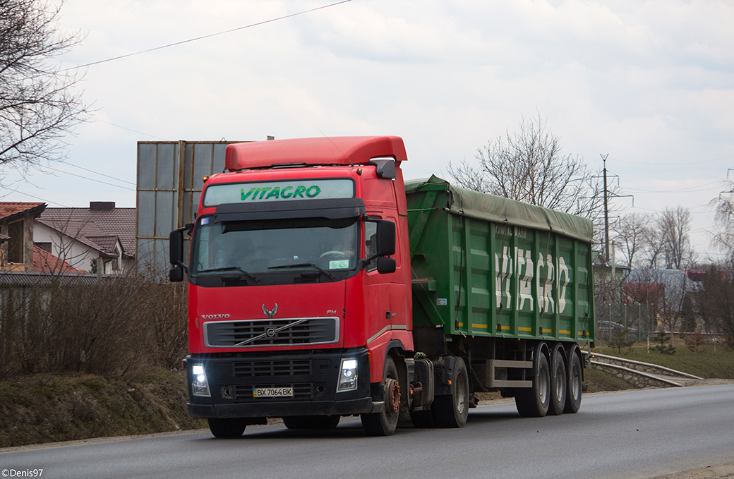 Хмельницкая область, № ВХ 7064 ВК — Volvo ('2002) FH12.440