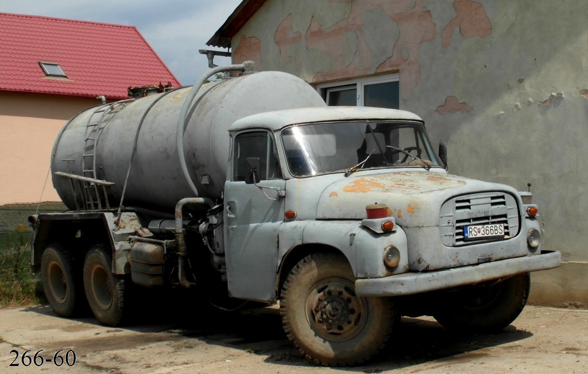 Словакия, № RS-366BS — Tatra 148