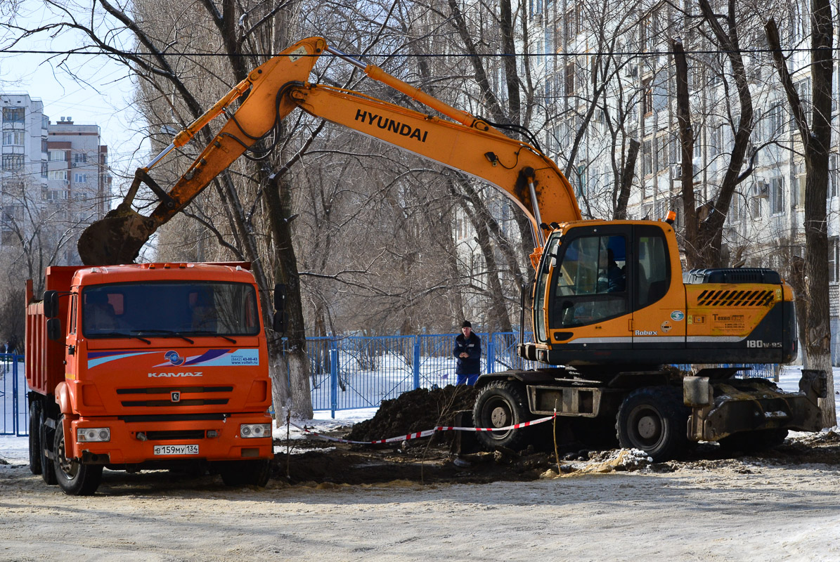 Волгоградская область, № В 159 МУ 134 — КамАЗ-65115-42