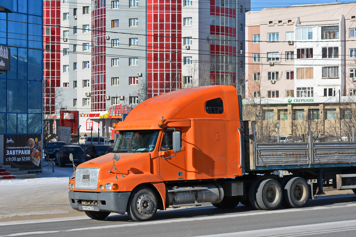 Саха (Якутия), № Р 991 МК 59 — Freightliner Century Class