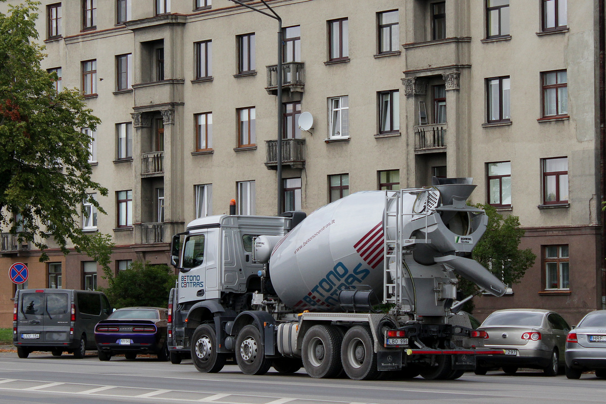 Литва, № LBO 996 — Mercedes-Benz Arocs (общ.м)