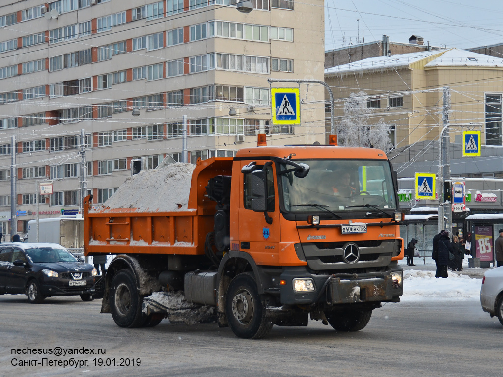 Санкт-Петербург, № 924 — Mercedes-Benz Actros ('2009) 2041