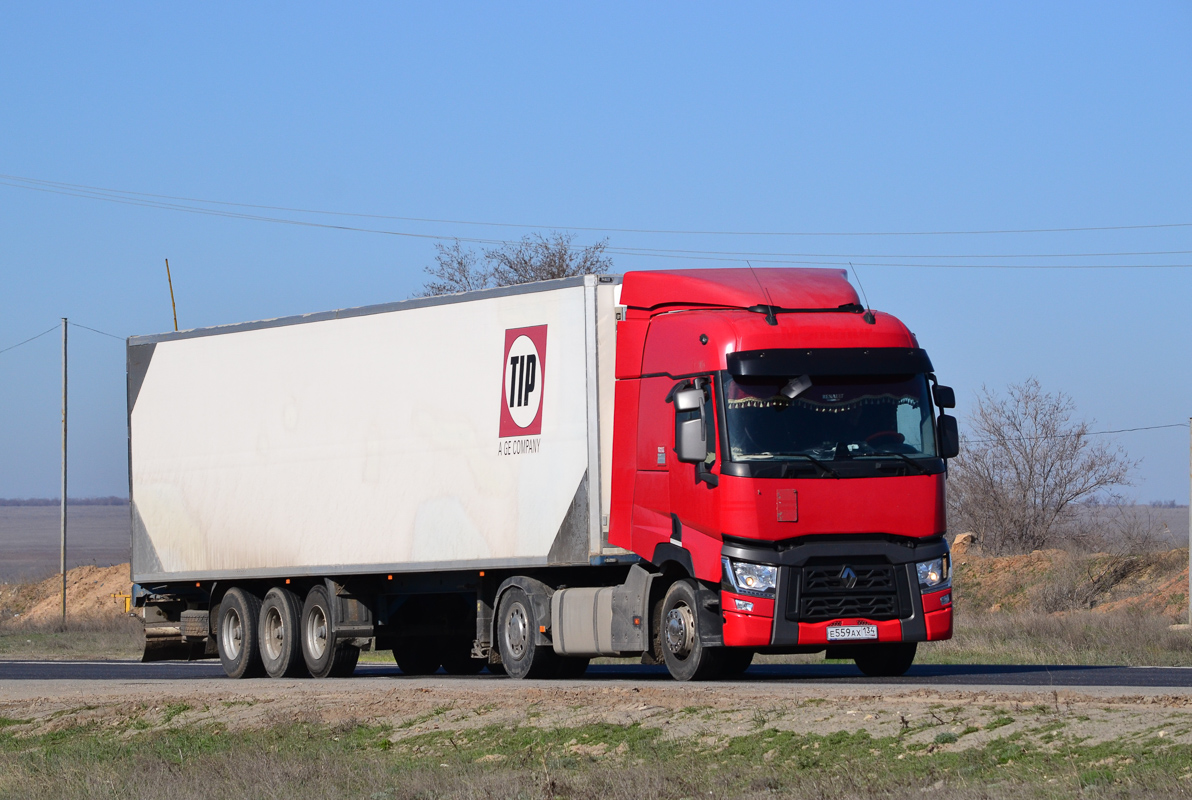 Волгоградская область, № Е 559 АХ 134 — Renault T-Series ('2013)