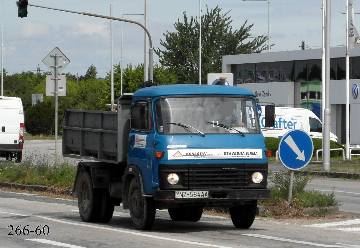 Словакия, № NZ-584AA — Avia A31K