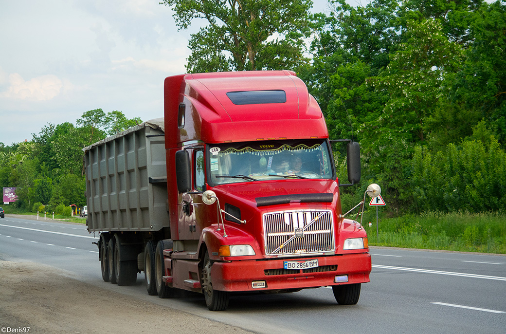 Тернопольская область, № ВО 2856 ВМ — Volvo VNL660