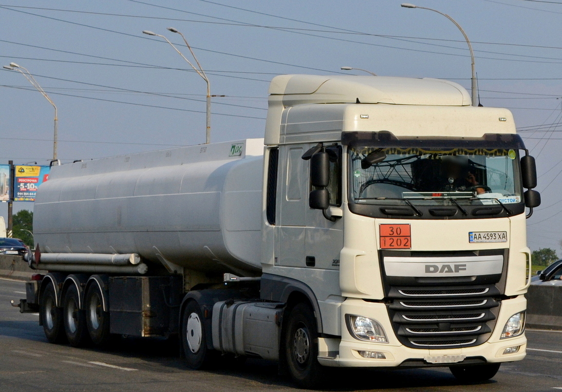 Киев, № АА 4593 ХА — DAF XF Euro6 FT