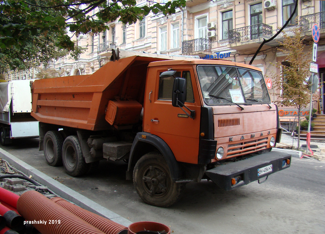 Одесская область, № ВН 4086 НТ — КамАЗ-5511