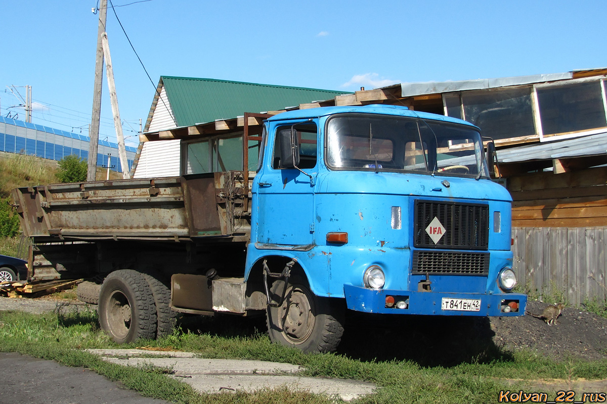 Алтайский край, № Т 841 ЕН 42 — IFA W50L/K