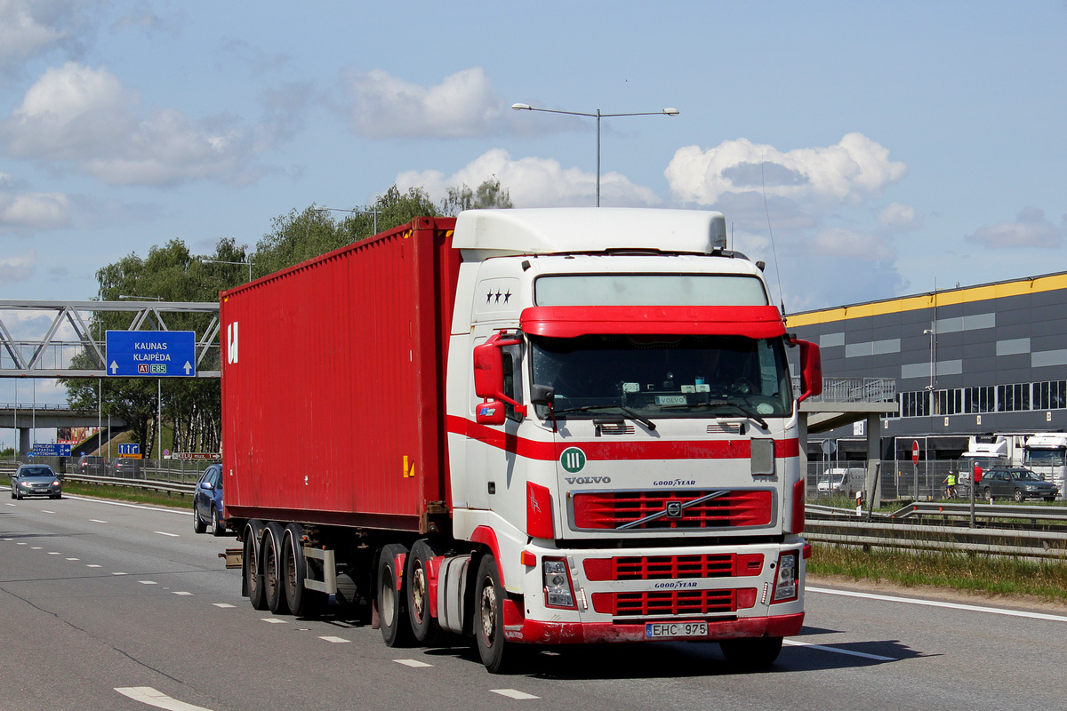 Литва, № EHC 975 — Volvo ('2002) FH12.420