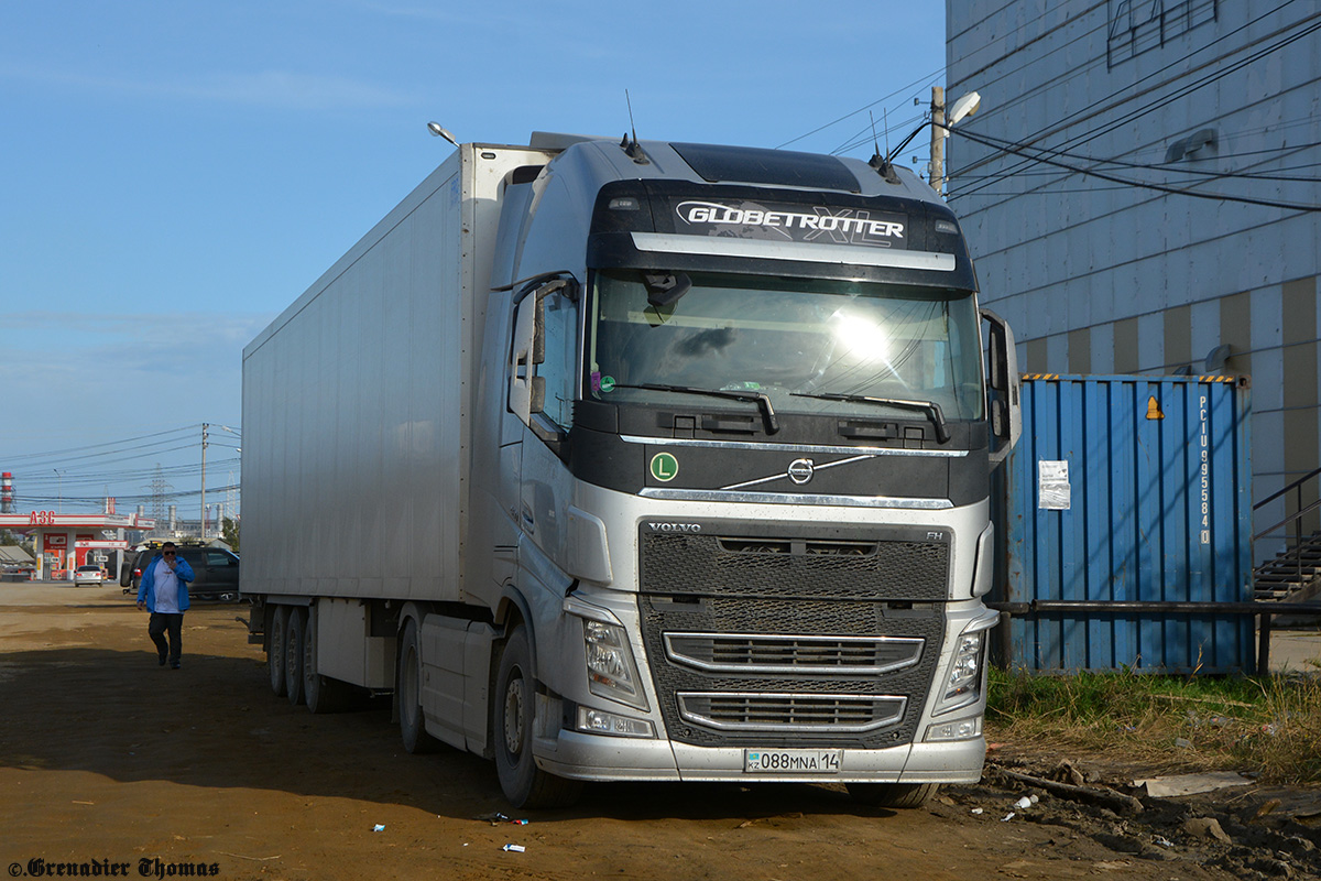 Павлодарская область, № 088 MNA 14 — Volvo ('2012) FH.460